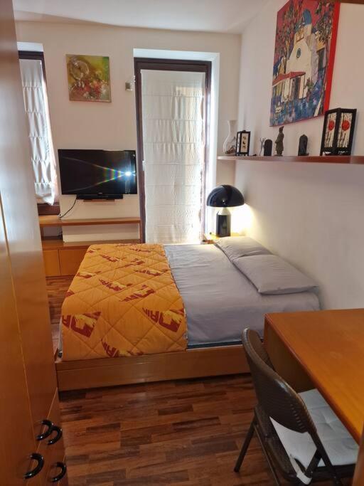 Osti 3 Beautifully Furnished Apartment Milan Exterior photo